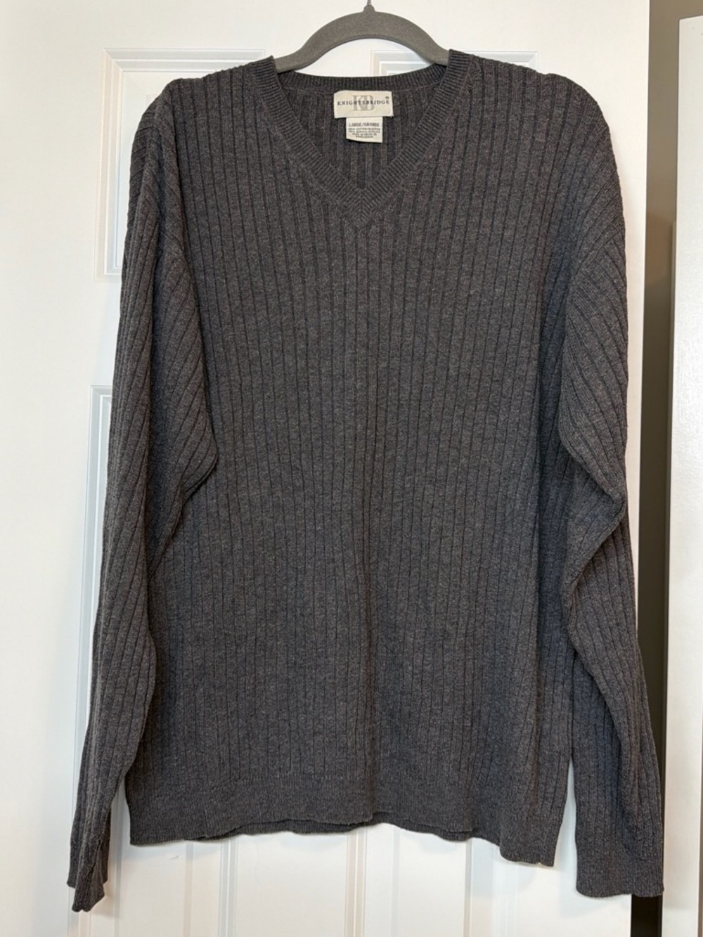 Kingsridge Classic V-Neck Ribbed Sweater — Charcoal